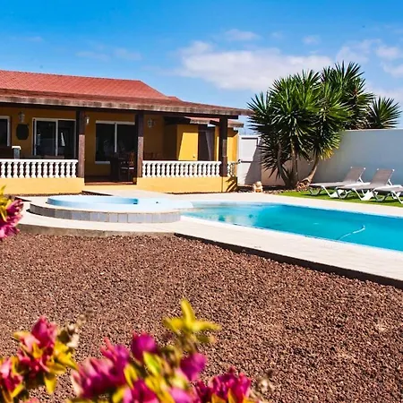 Charming With Sea View In El Roque, Private Pool Villa El Cotillo (Fuerteventura)