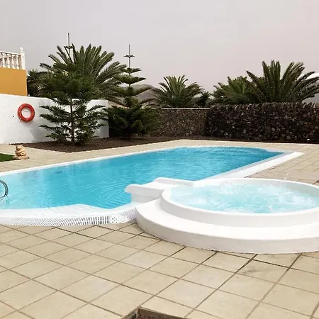 Villa Charming With Sea View In El Roque, Private Pool