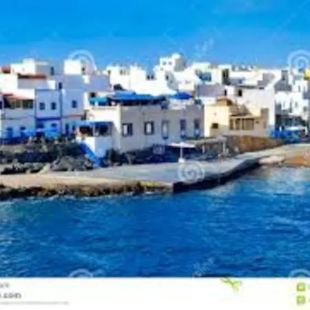 Charming With Sea View In El Roque, Private Pool *